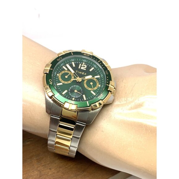 Timex Men's Watch TW2V78700 Quartz Green  Dial Two Tone Stainless Steel 45mm - Picture 6 of 15